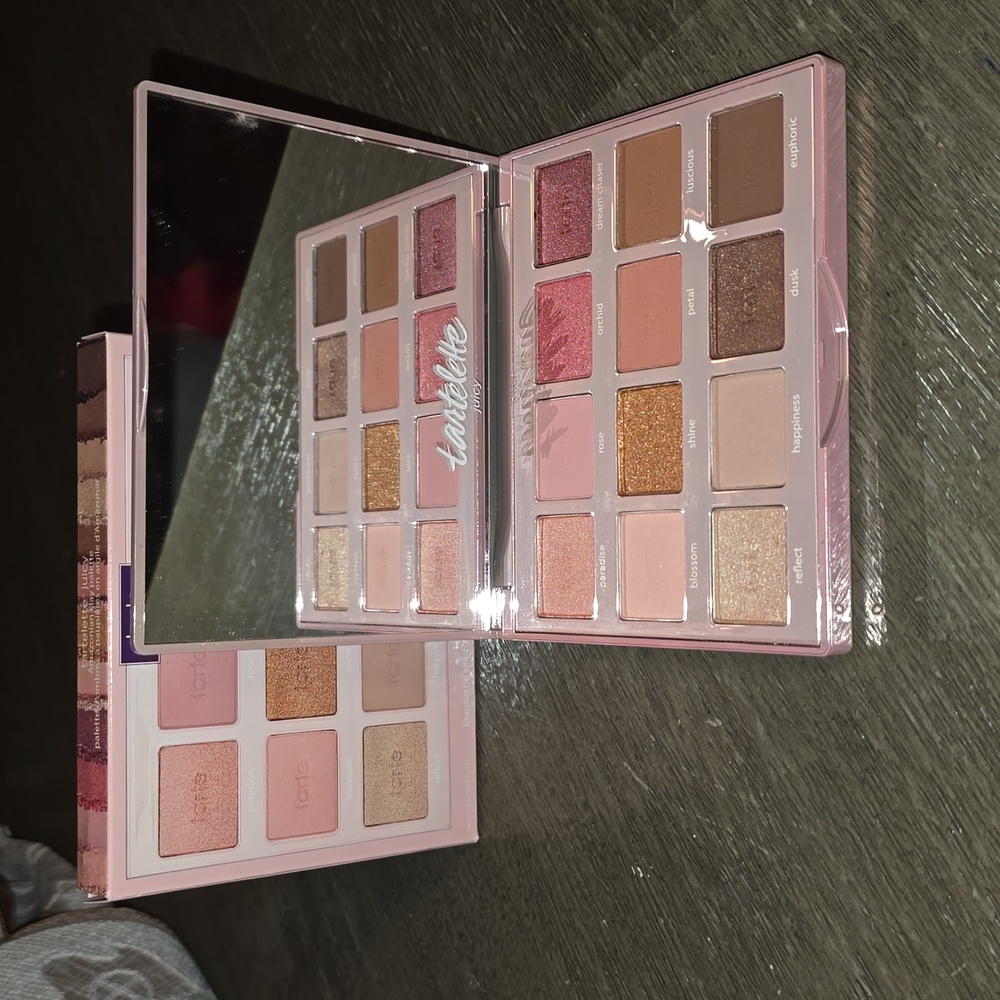 Tarte "Juicy" Tartelette Palette
